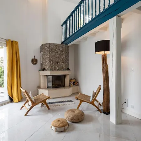 Martiniere Villa Saint-Georges-des-Côteaux