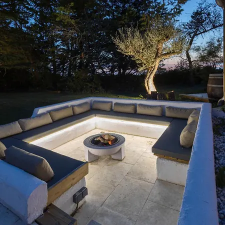 Martiniere Villa Saint-Georges-des-Côteaux