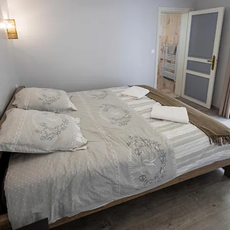 Martiniere * Saint-Georges-des-Côteaux