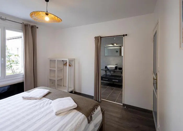 Martiniere * Saint-Georges-des-Côteaux