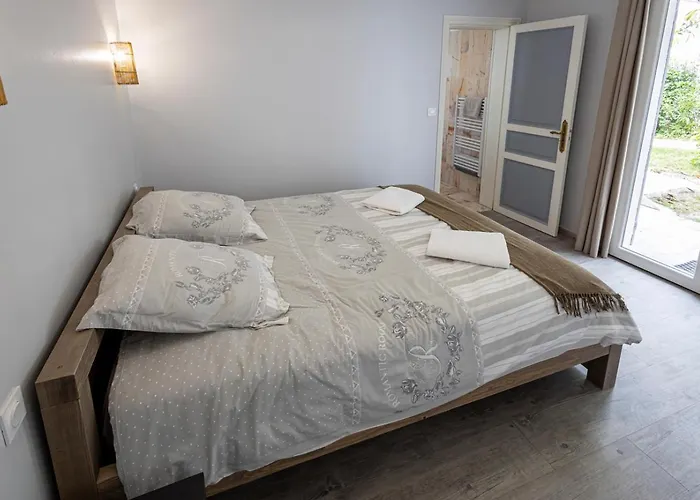 Martiniere * Saint-Georges-des-Côteaux